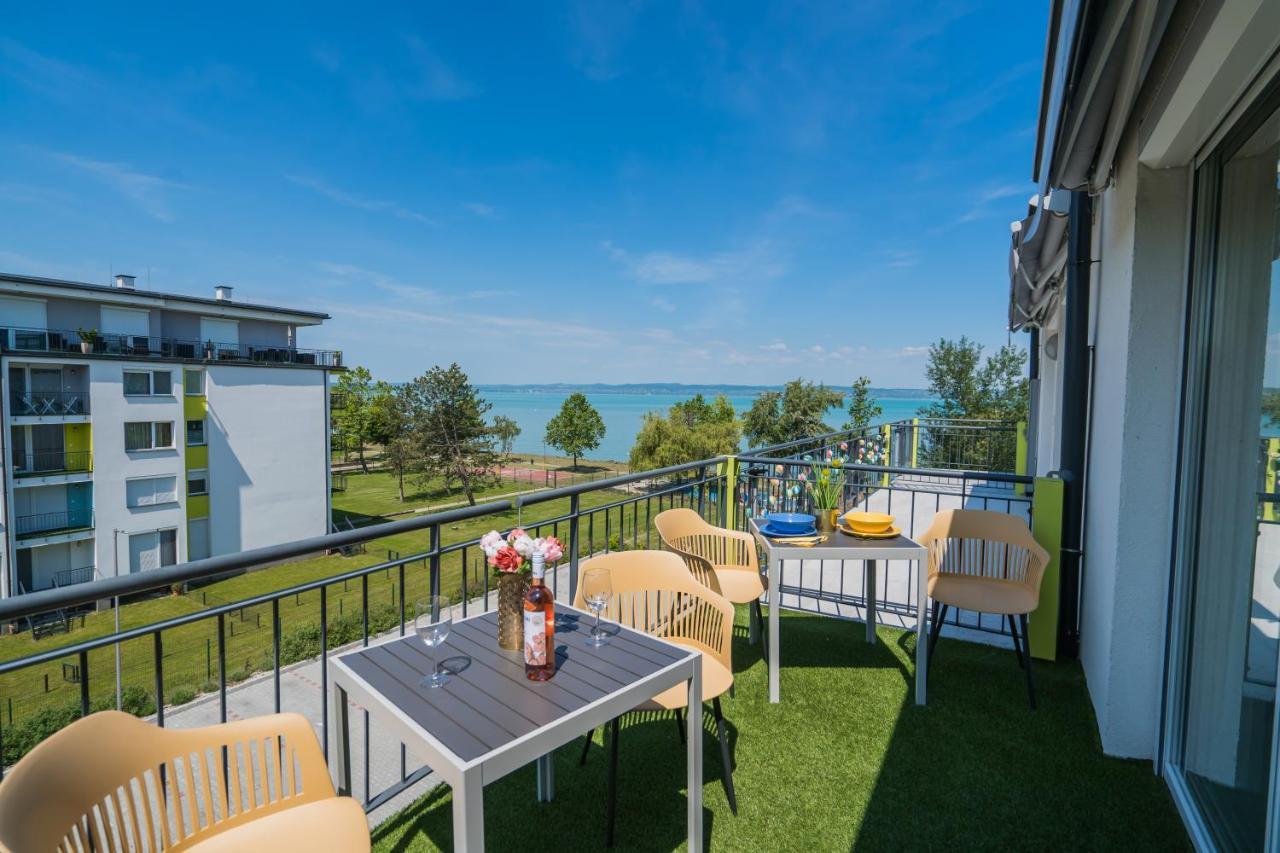 Mf Adriana Panorama Apartment Siófok Eksteriør bilde
