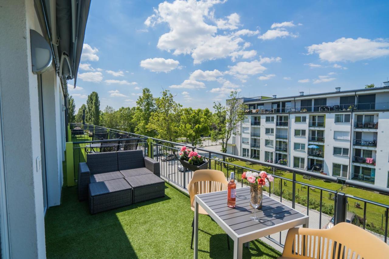 Mf Adriana Panorama Apartment Siófok Eksteriør bilde